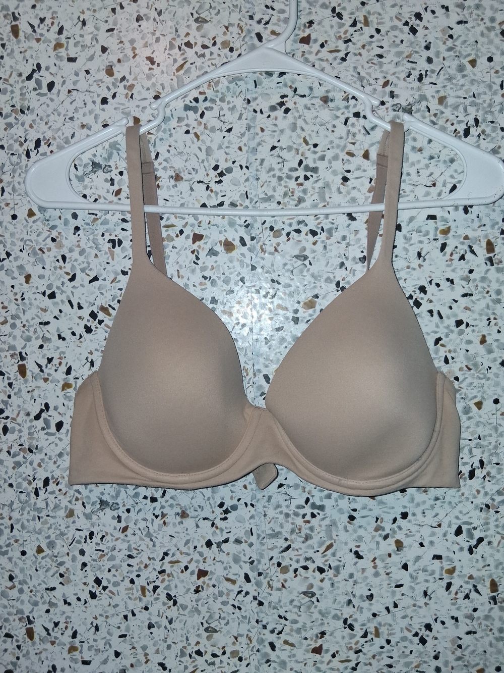 Soma Embraceable Perfect Coverage Tshirt Bra Size 36C Nude
